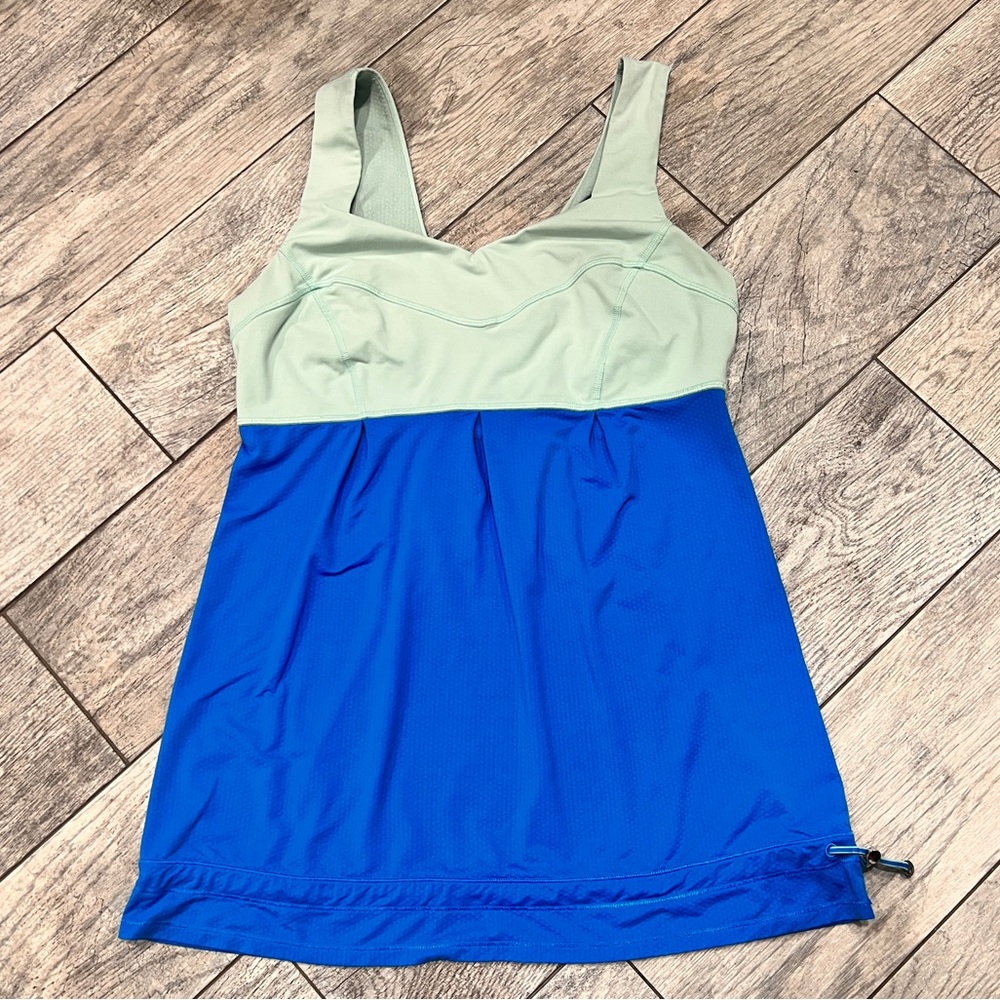 Lululemon top